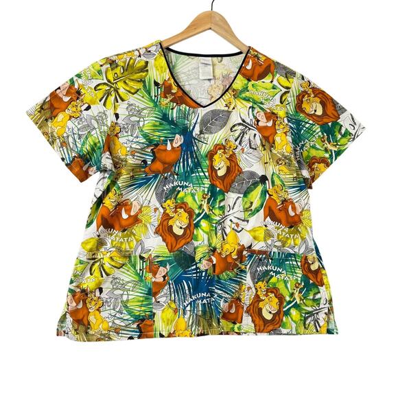 Disney Scrubs Lion King Graphic Print Top Sz 2XL Nursing Medical Workwear - Picture 1 of 9